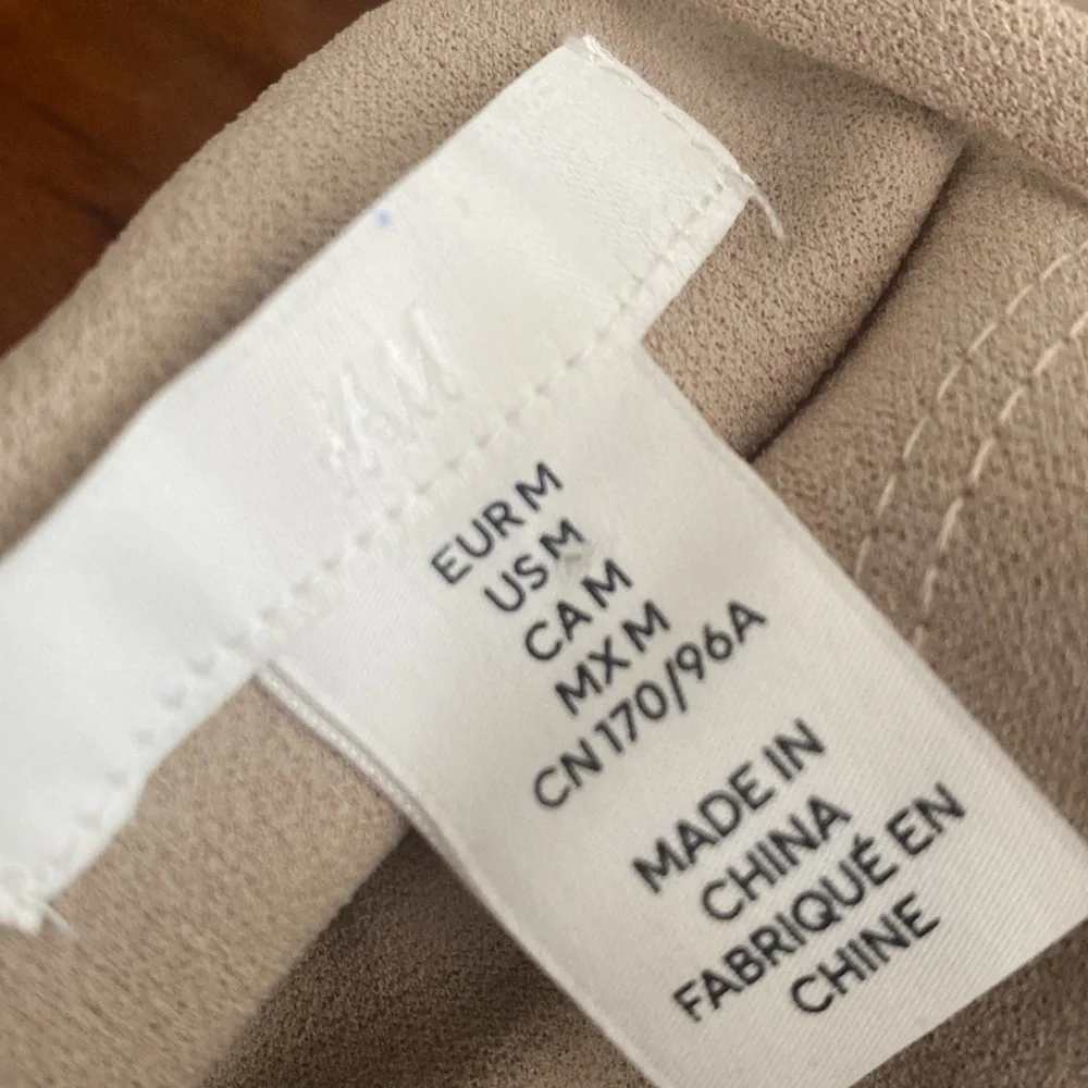 H&M dress in great condition size M - Picture 5 of 6